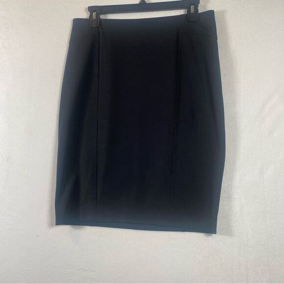 Ann Taylor Black Skirt Size 6 - Picture 1 of 8